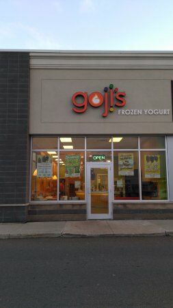 goji's Frozen Yogurt